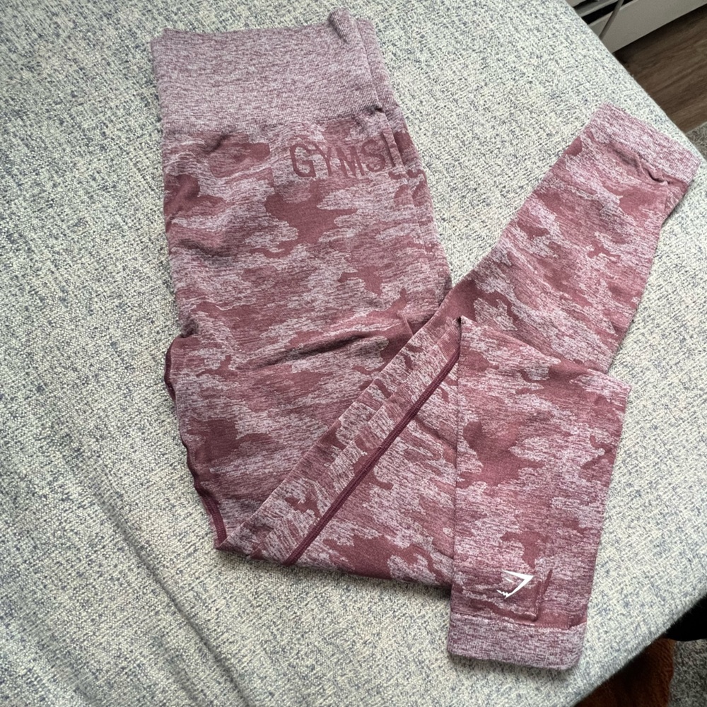 Gymshark Berry Camo Legging